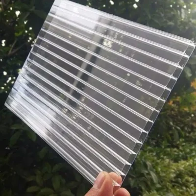 Oluklu Polikarbon Paneller